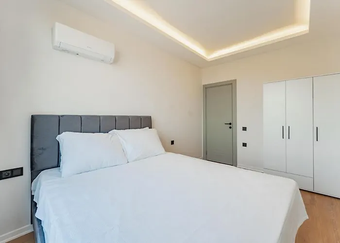 Apartment Close To The Airport And The D7 *
