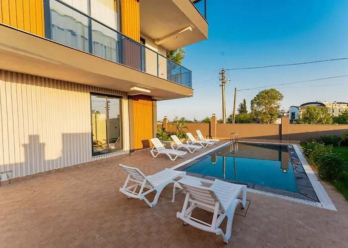 Close To The Airport And The D7 Apartment *